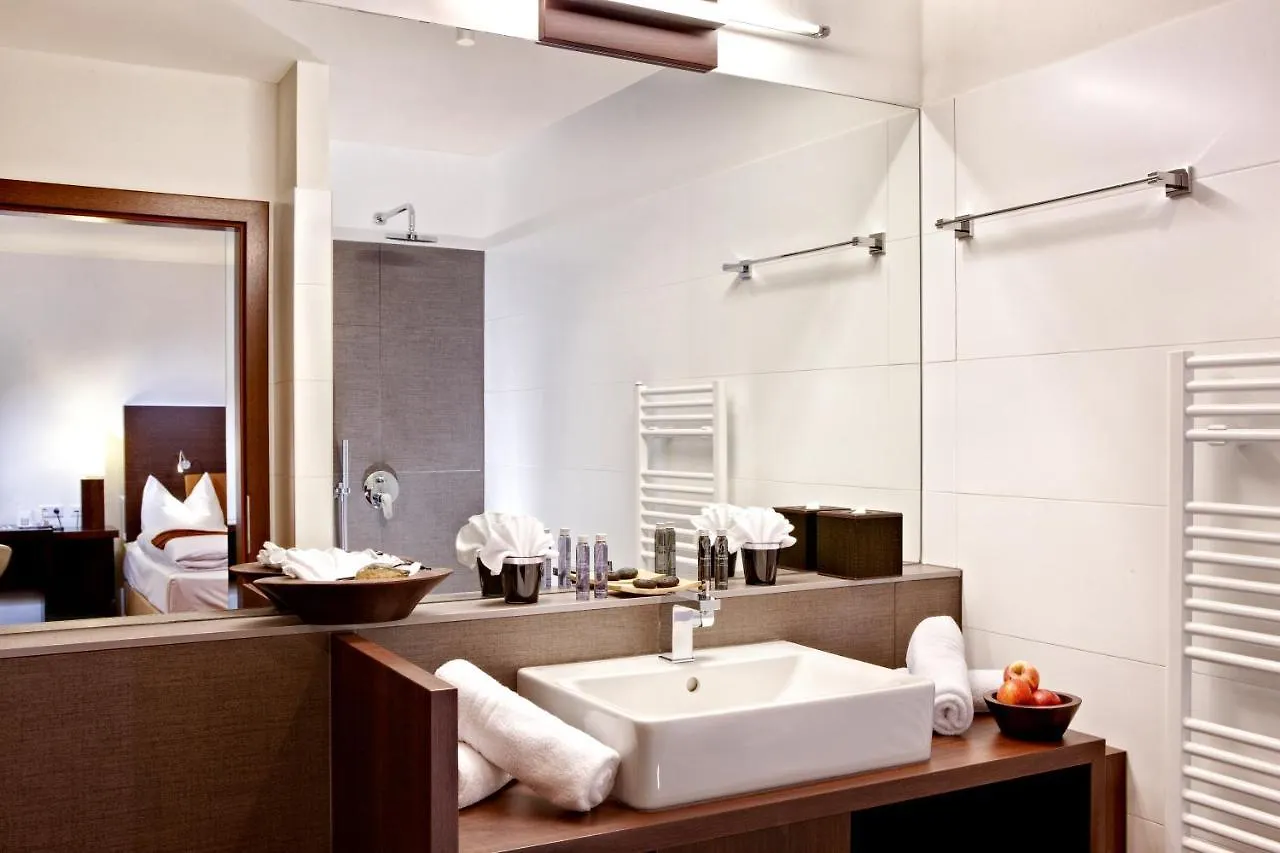 Kosherhotel For Pesach & Summer Saalbach-Hinterglemm 5*,  Austria