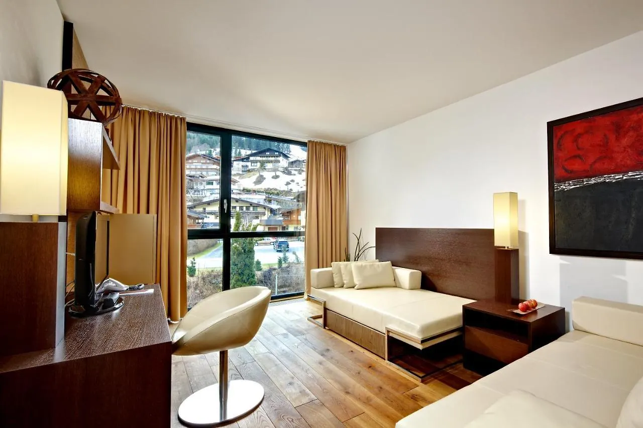 Kosherhotel For Pesach & Summer Saalbach-Hinterglemm